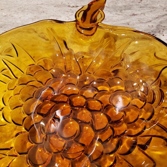 Large Carnival grape bowl - Picture 2 of 10